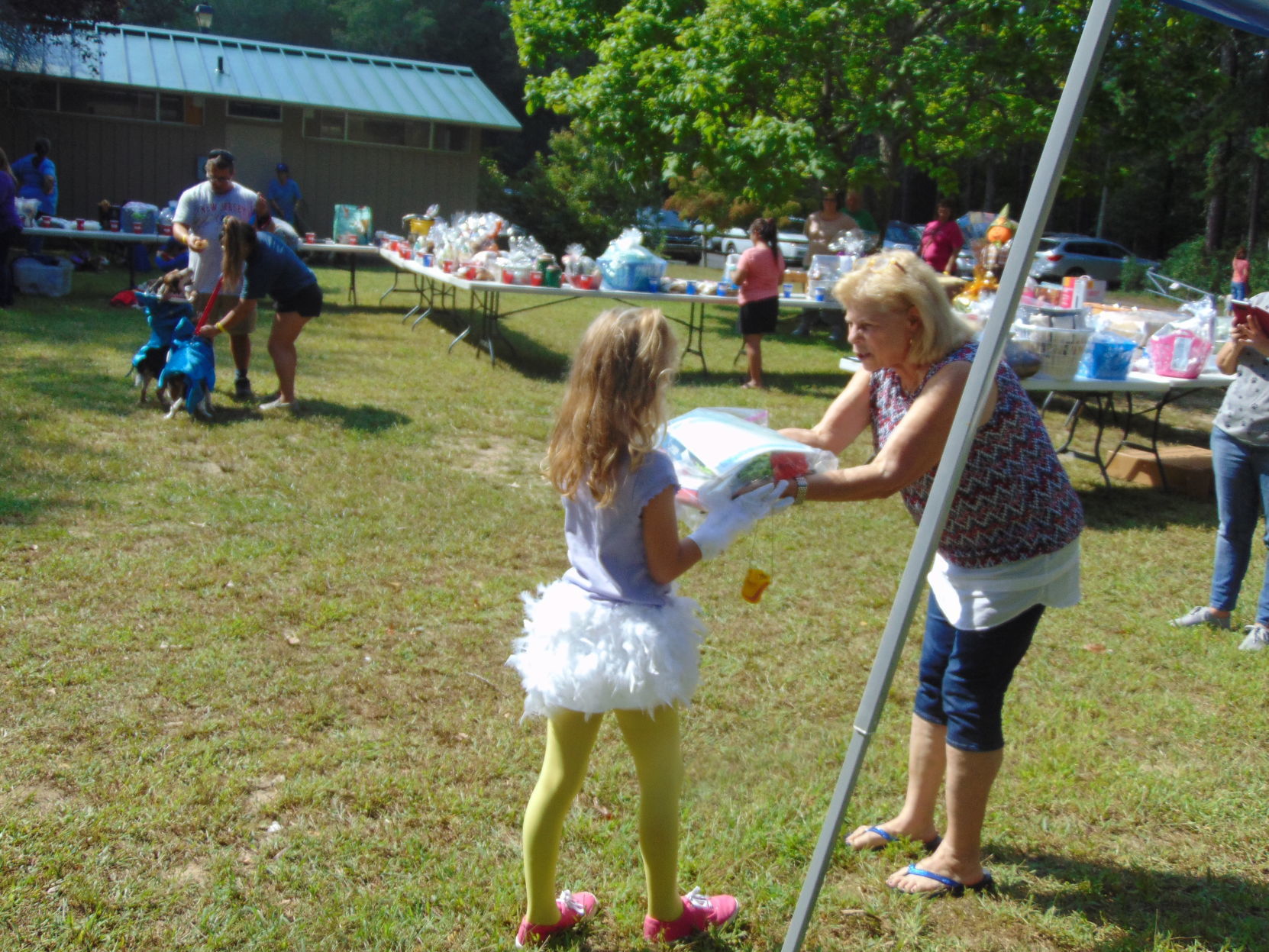091619_nws_beaglebbq (25)